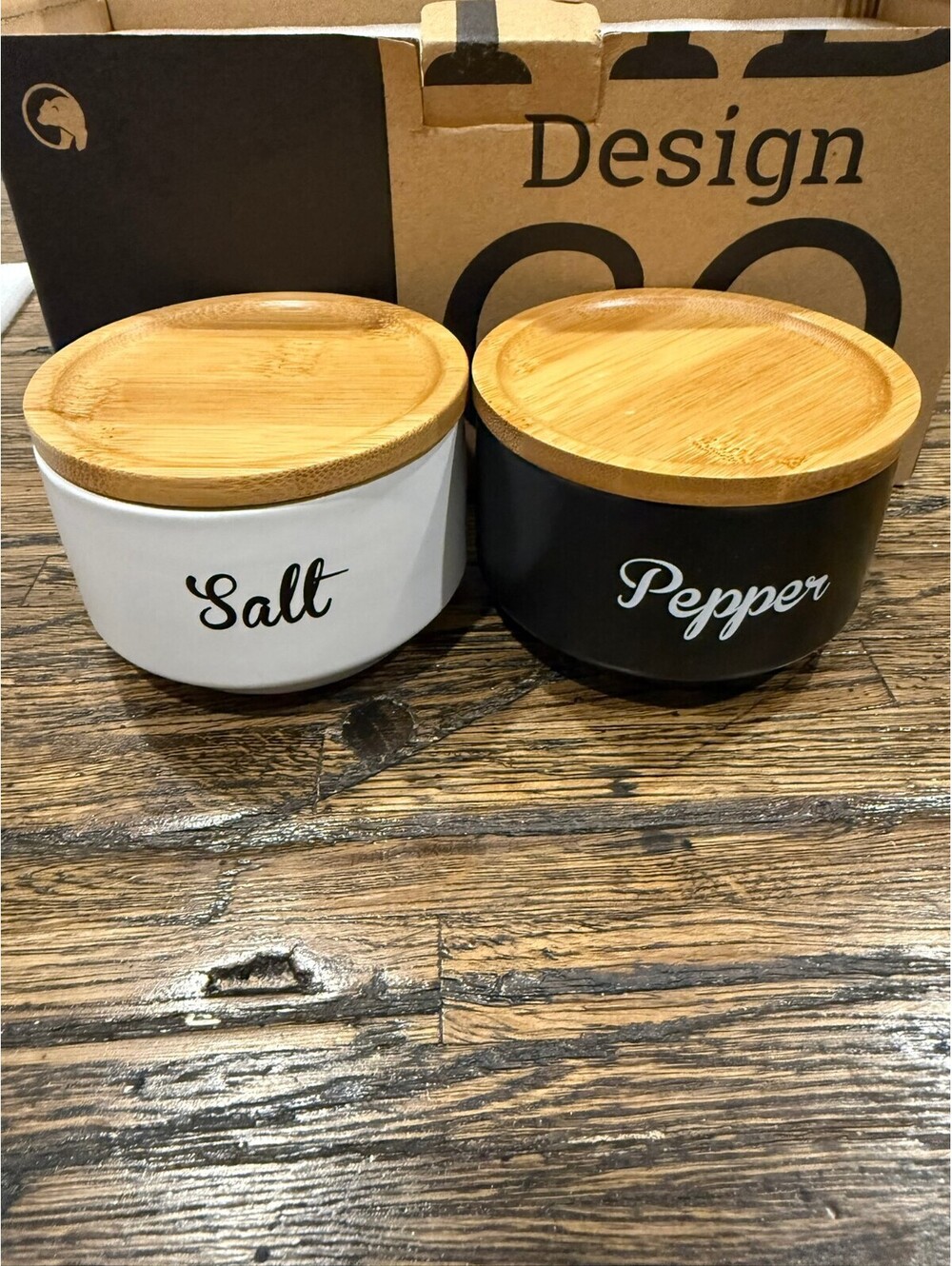 Ceramic Salt and Pepper Bowls with Bamboo Lids